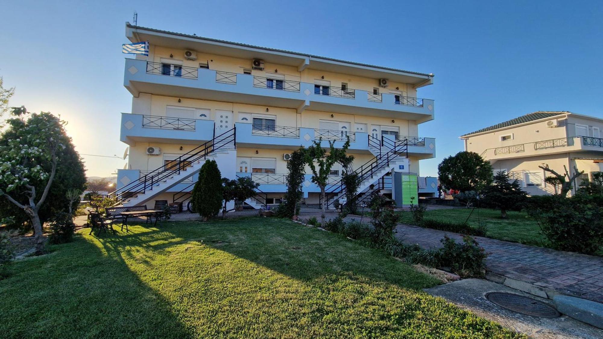 Kofinaki Apartment 1 Τυχερό Εξωτερικό φωτογραφία